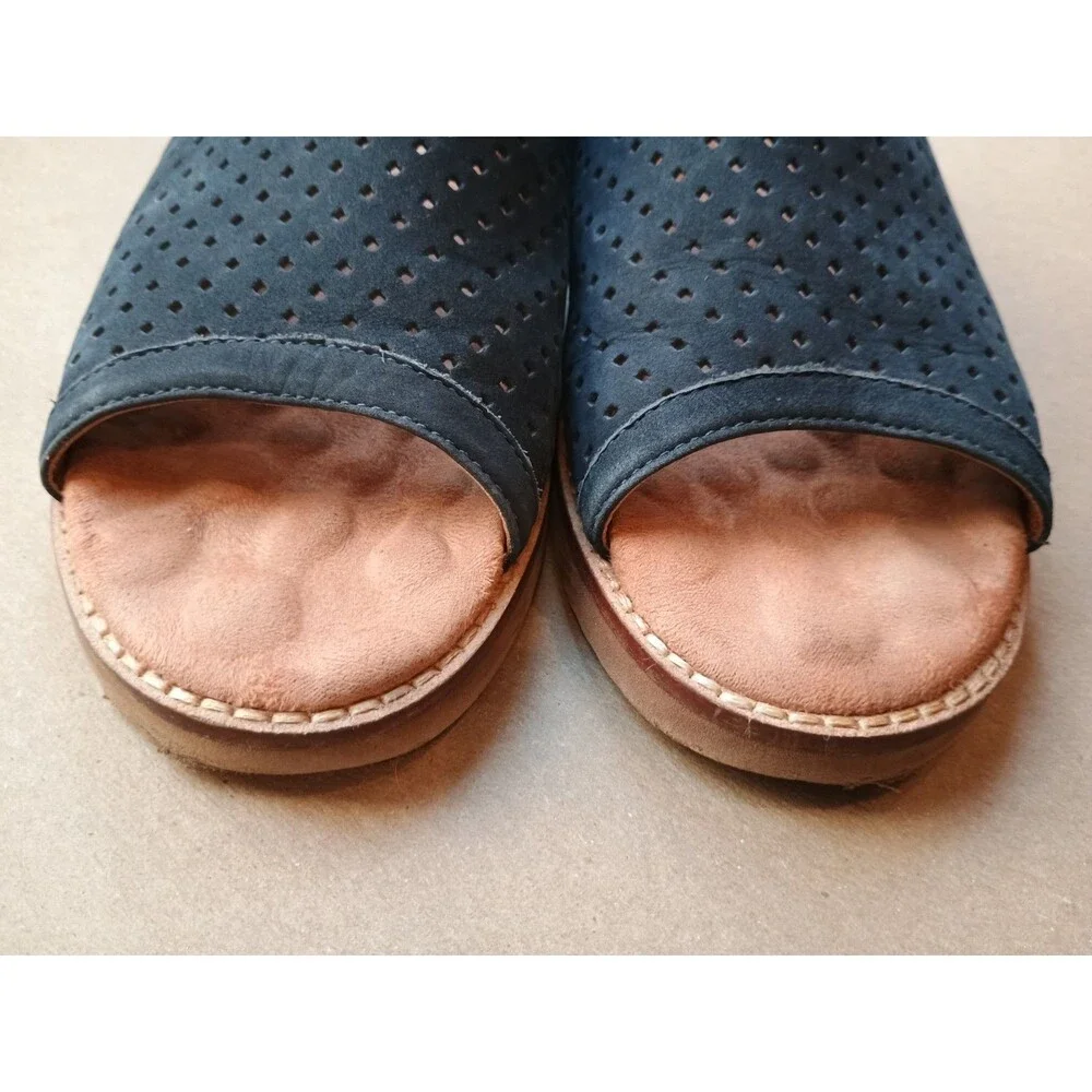 Walking Cradles Women’s Juliette Sandals Leather Slingback Size 6 Navy - Picture 2 of 9